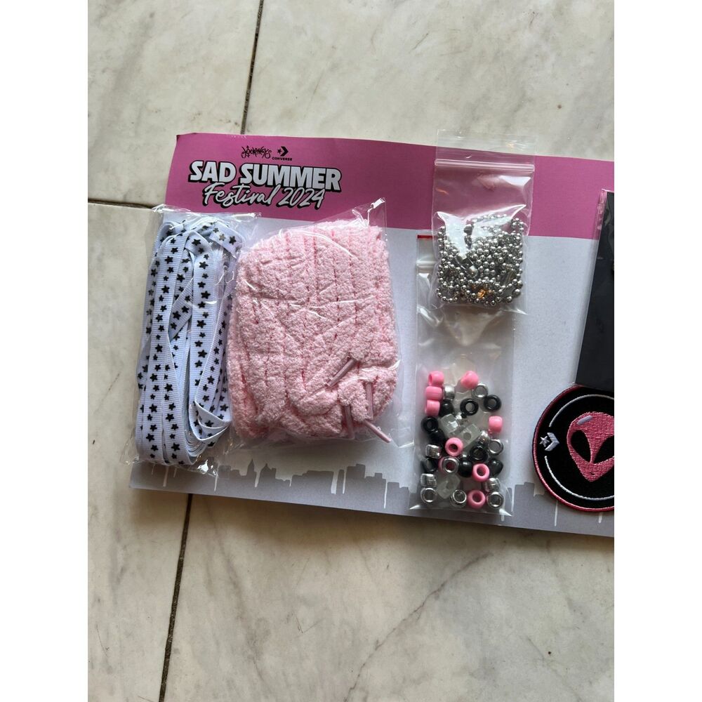Sad Summer Fest 2024 Gift Bag - Pins/Patch/Lanyard/Laces/Beads - Picture 3 of 6